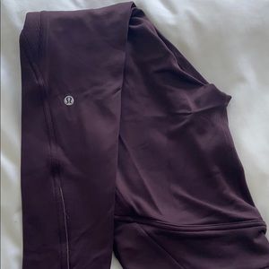 LULULEMON- FLEECE LINED LEGGINGS- DARK PURP - sz 6
